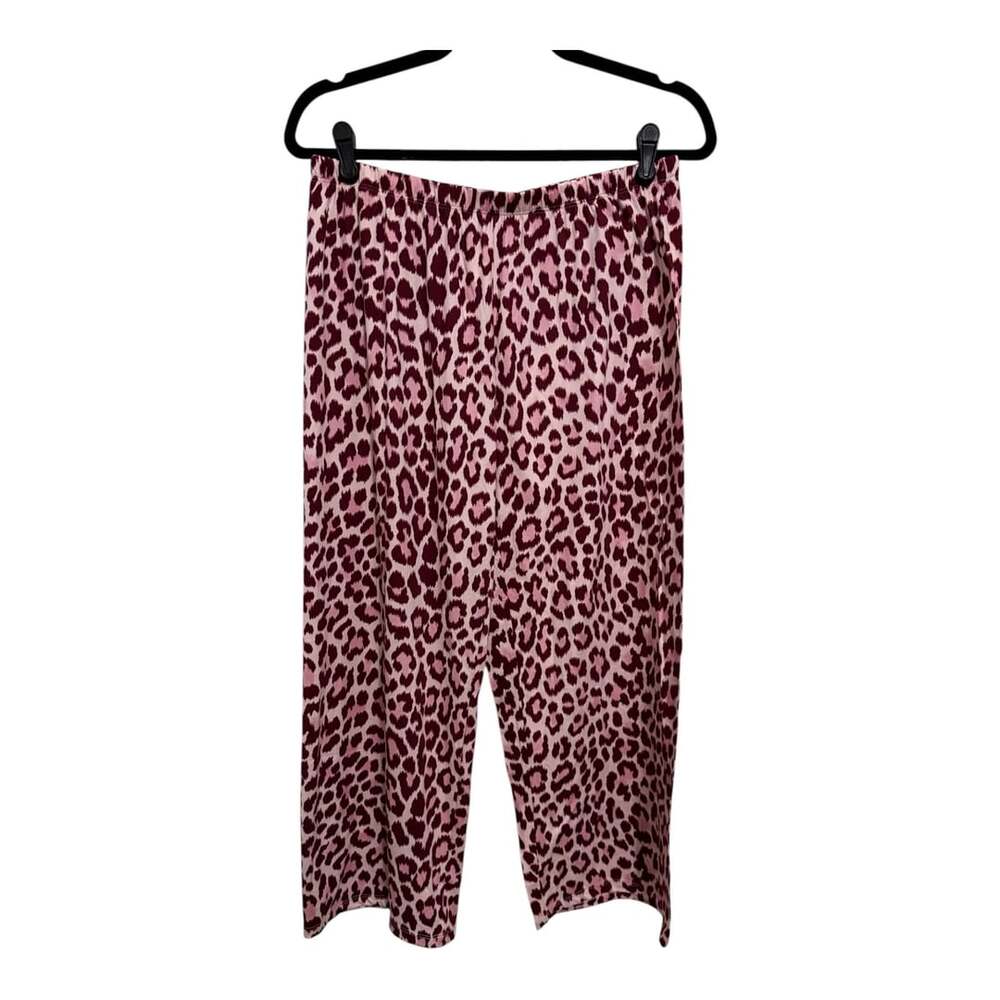 Size Medium Kate Spade Women's Leopard 2-Piece Short Sleeve Capri Pajama Set - Picture 4 of 5